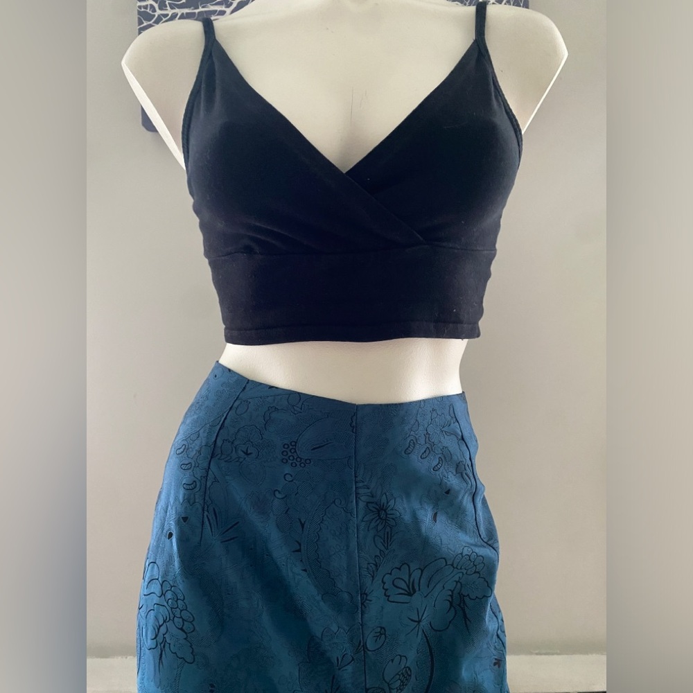 Blue silk pencil mini skirt with black details